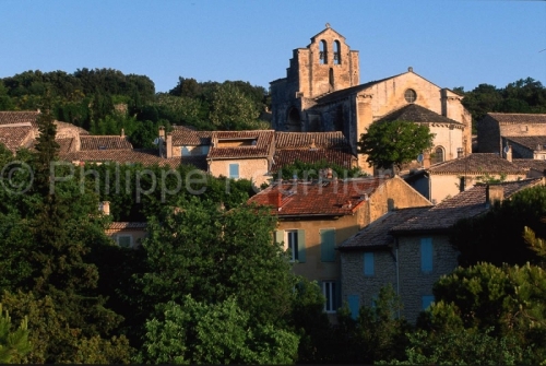 IMG_262006_DROME (26)  SAINT RESTITUT LE VILLAGE, LE CLOCHER DE