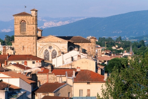 IMG_262019_DROME (26)  ROMANS SUR ISERE COLLEGIALE SAINT BARNARD