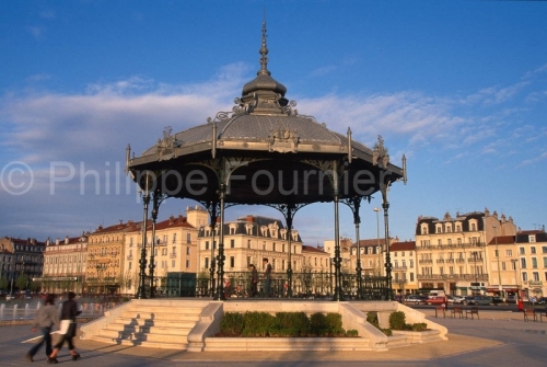 IMG_262169_DROME (26)  VALENCE LE KIOSQUE PEYNET