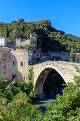 IMG_16075400_drome (26)  nyons le pont roman sur l'eygues