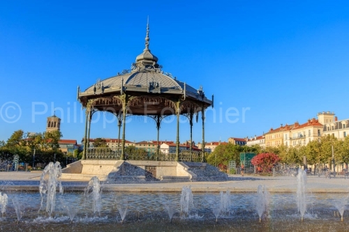 IMG_1909041529_Drôme (26)  Valence Ville et Village esplanade d