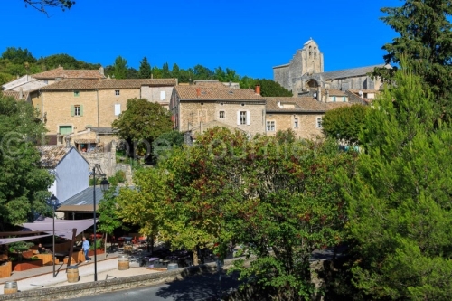 IMG_1909195131_drôme (26)  saint restitut ville et village egli