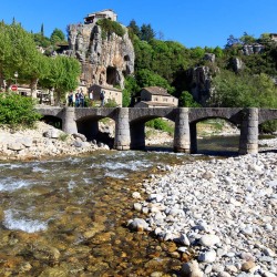 IMG_16051807_Ardèche (07)  labeaume village de caractère pont
