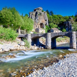 IMG_17041900_Ardèche (07)  labeaume village de caractère pont