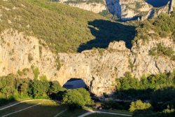 IMG_19065501_Ardèche (07) vallon pont d'arc réserve naturelle