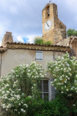 IMG_18068215_VAUCLUSE (84)  LOURMARIN FAçADE DE MAISON DE VILLA