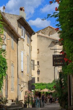 IMG_18068231_VAUCLUSE (84)  LOURMARIN FAçADE DE MAISON DE VILLA