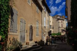 IMG_18068237_VAUCLUSE (84)  LOURMARIN FAçADE DE MAISON DE VILLA