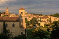 IMG_18068429_VAUCLUSE (84)  LOURMARIN LE VILLAGE LES CLOCHERS LE