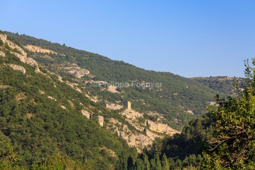 IMG_18071371_DROME (26)  MONTBRUN LES BAINS VILLAGE PARC NATUREL
