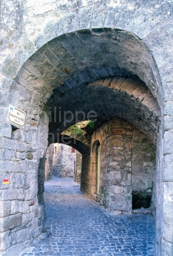 IMG_071116_Ardeche (07)  NAVES VILLAGE DE CARACTERE RUELLE JACQU