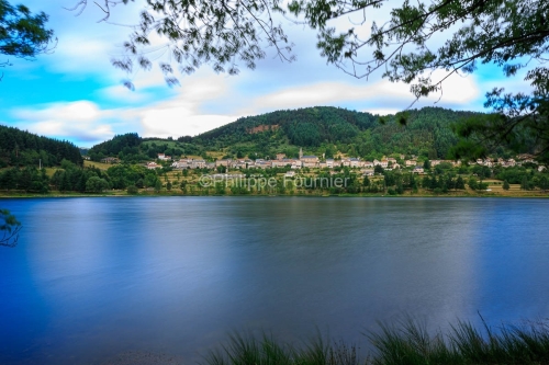 IMG_15070509_Lac-de-Saint-Martial Paysage Saint-Martial Ardeche