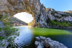 IMG_2304080560_Ardèche (07) Vallon Pont d'Arc Réserve Naturell