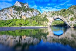 IMG_16040953_Ardèche (07) vallon pont d'arc réserve naturelle