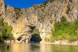IMG_16041661_Ardèche (07) vallon pont d'arc réserve naturelle