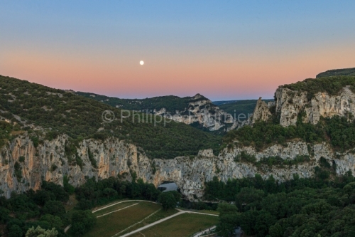 IMG_19065602_ARDèCHE (07)  VALLON PONT D'ARC RéSERVE NATURELLE