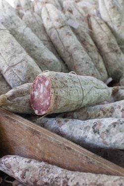 IMG_3418_Ardeche (07) agroalimentaire saucissons de l'Ardèche