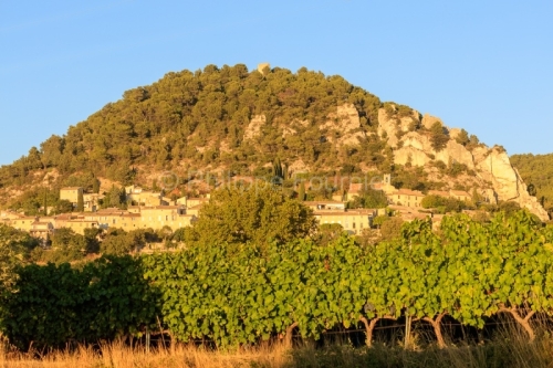 IMG_1909121390_Vaucluse (84) Séguret Plus beaux villages de Fra