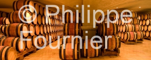 IMG_48140_RHONE (69)  AMPUIS CAVEAU GUIGUAL VINS DES CôTES DU R