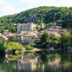 IMG_16064206_Ardèche (07)  vogüé plus beaux villages de franc