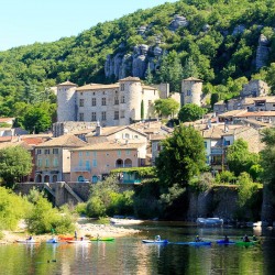IMG_16064634_Ardèche (07)  vogüé plus beaux villages de franc