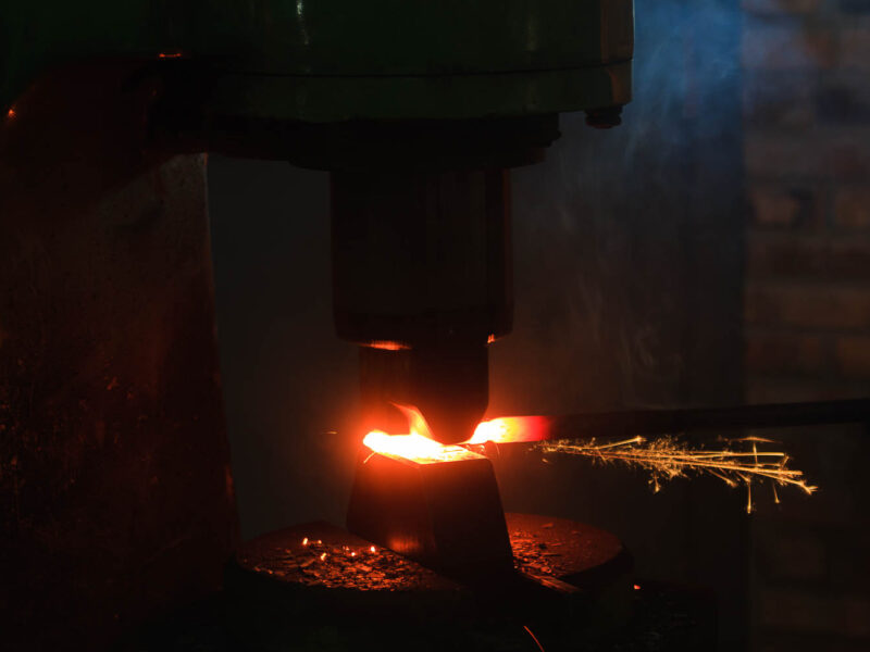 IMG_44742_HENRI VIALLON ATELIER FORGE LAME DAMAS THIERS PUY DE DOME 63