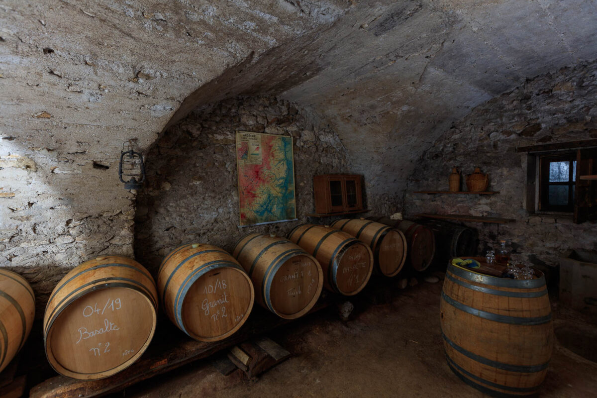 IMG_1906101116_Ardèche (07) Saint Martin d'Ardèche Chais de vieillissement, le whisky du Tanargue._