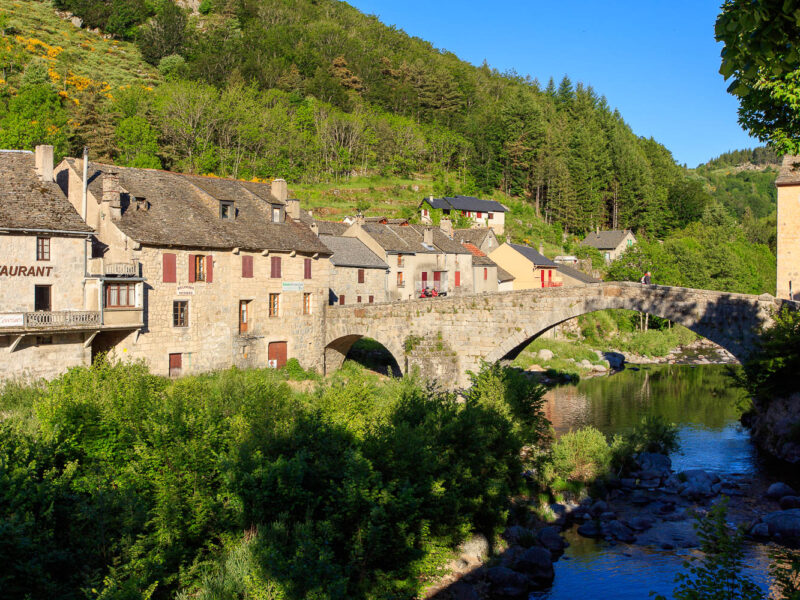 IMG_19066750_LOZèRE (48) PONT DE MONTVERT SUD MONT LOZèRE PARC NATIONAL DES CéVENNES LE VILLAGE, CHEMIN DE STEVENSON LE PONT SUR LE TARN_