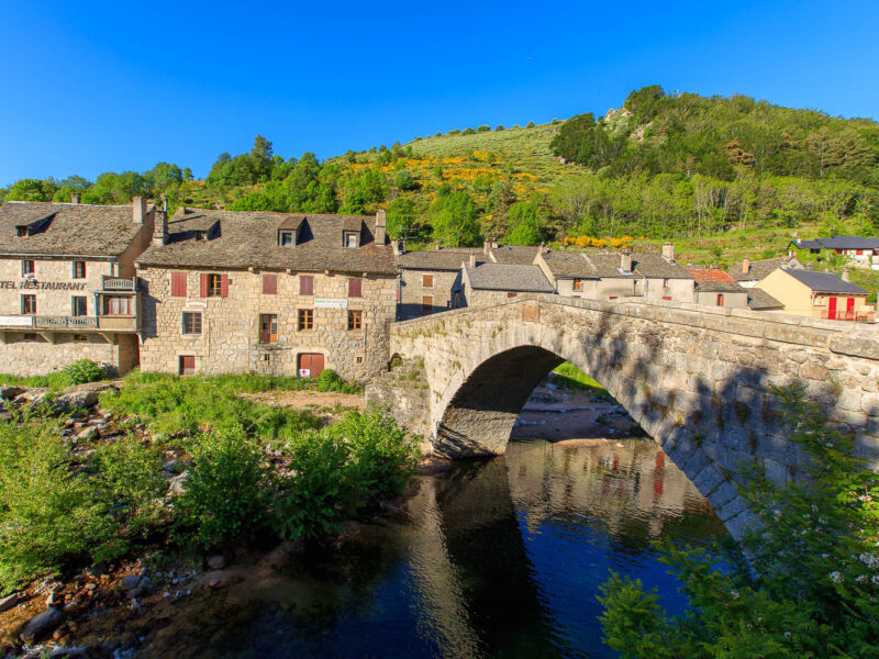 IMG_19066755_LOZèRE (48) PONT DE MONTVERT SUD MONT LOZèRE PARC NATIONAL DES CéVENNES LE VILLAGE, CHEMIN DE STEVENSON LE PONT SUR LE TARN_