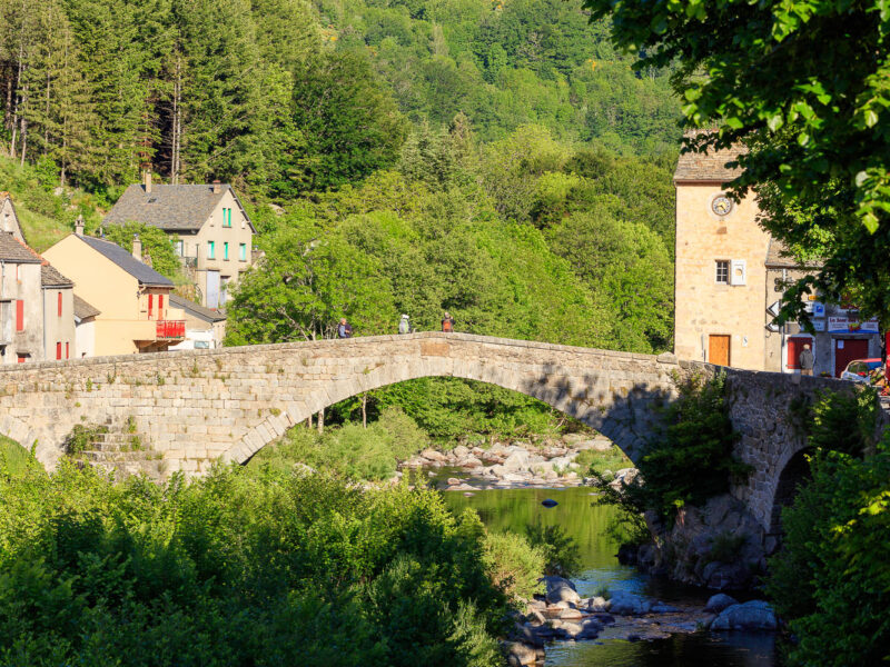 IMG_19066770_LOZèRE (48) PONT DE MONTVERT SUD MONT LOZèRE PARC NATIONAL DES CéVENNES LE VILLAGE, CHEMIN DE STEVENSON LE PONT SUR LE TARN, LE BEFFROI_