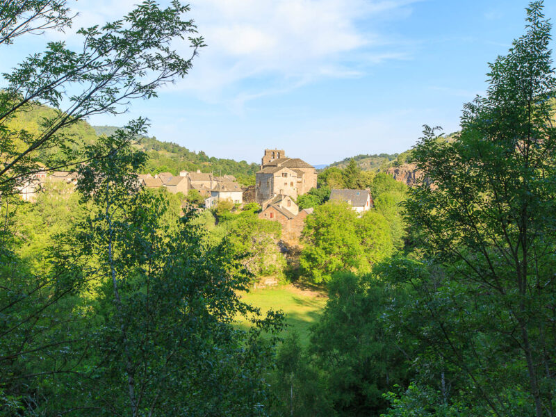 IMG_19077978_Lozère (48) Saint Julien du Tournel Parc National des cévennes le village, clocher de L'église Saint Julien _